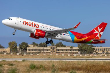 Air Malta Airbus A320-251N (REG: 9H-NEO) 31. pistten kalkıyor..