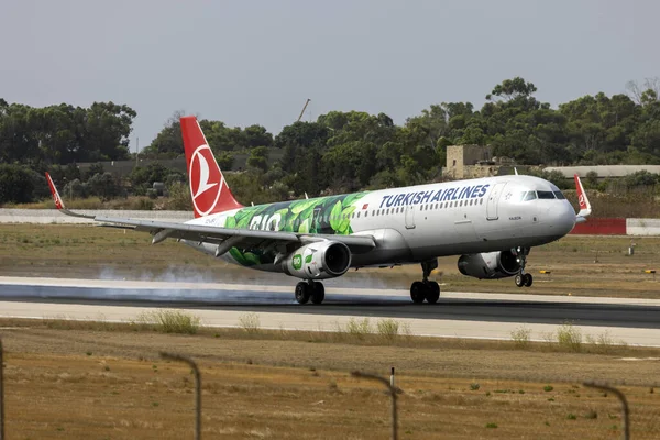 stock image Luqa, Malta - July 26, 2023: Turkish Airlines Airbus A321-231 (Reg.: TC-JSU) in the special Bio Fuel Livery.