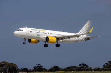 Luqa, Malta - 16 Mart 2024: Vueling Airlines Airbus A320-271N (REG: EC-NCG) 