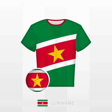 Surinam milli takımının futbol forması ve Surinam bayrağı. Futbol forması ve bayraklı futbol topu..