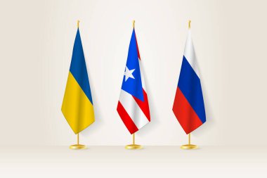 Diplomatik Toplantı Temsilcisi, Ukrayna, Porto Riko ve Rusya Bayrakları. Diplomatik Standartlarda Bayraklar.