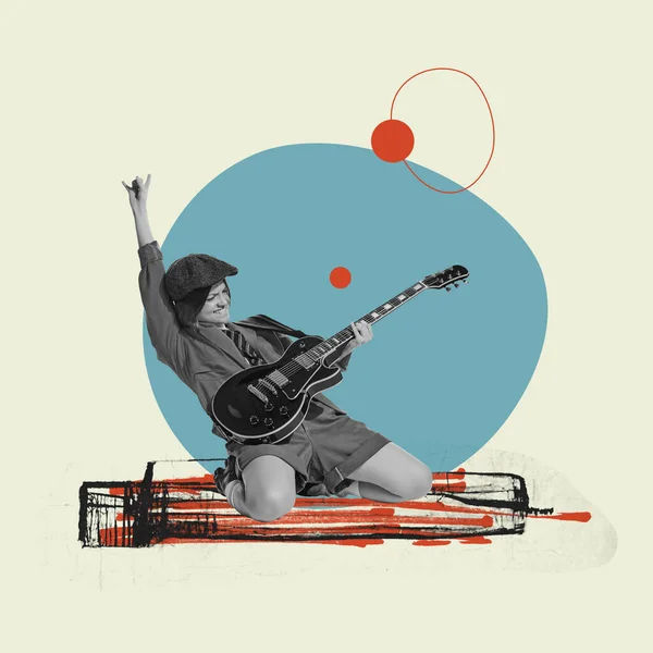 Μουσικός Κομψό Συναισθηματική Νεαρή Γυναίκα Rocker Παίζει Κιθάρα Πάνω Από — Φωτογραφία Αρχείου