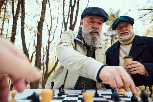 Portrait Two Senior Men Playing Chess Park Daytime Fall Warm — Stock Photo, Image