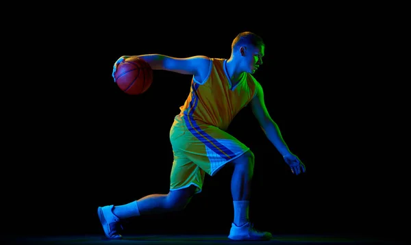Gran Energía Estudio Tiro Joven Atleta Activo Jugador Baloncesto Masculino — Foto de Stock
