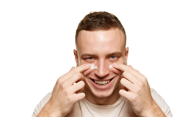 Portrait Young Cheerful Man Taking Care Skin Applying Cream Moisturize — Stock Photo, Image