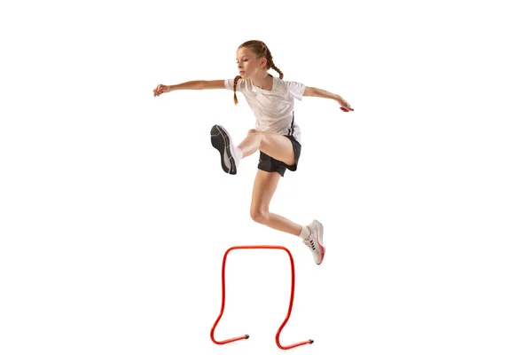 Dynamický Portrét Holčičky Profesionálního Sportovce Běžce Běžce Steeplechase Tréninku Izolovaných — Stock fotografie