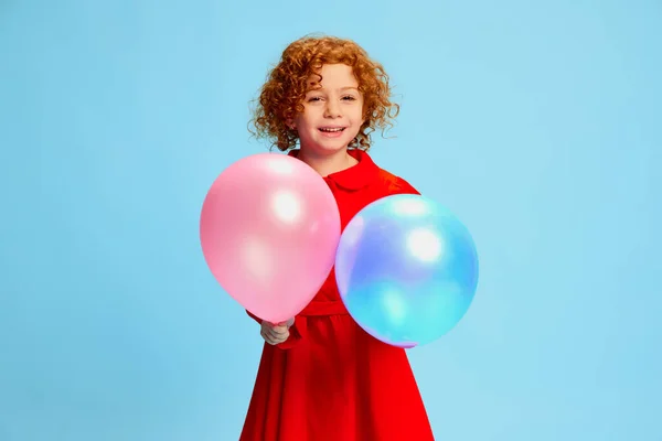 Portrait Cute Little Girl Child Curly Red Hair Posing Balloons — Stock Photo, Image