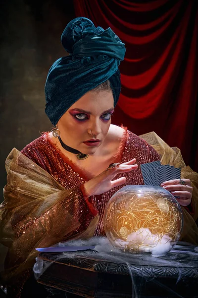 Misticismo Retrato Hermosa Misteriosa Adivina Femenina Molfarka Predice Destino Circo — Foto de Stock