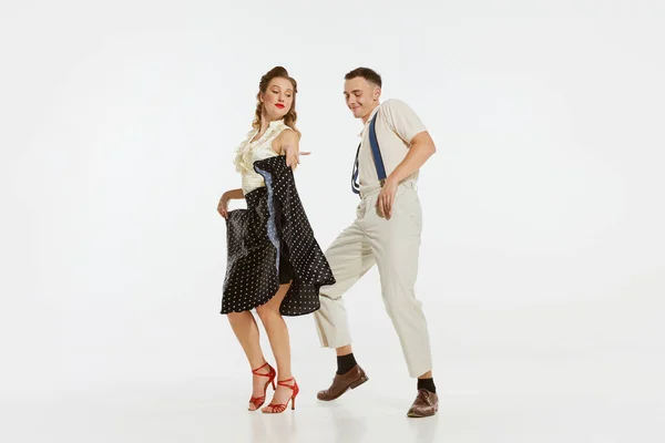Deux Danseurs Émotionnels Dans Des Vêtements Style Vintage Dansant Danse — Photo