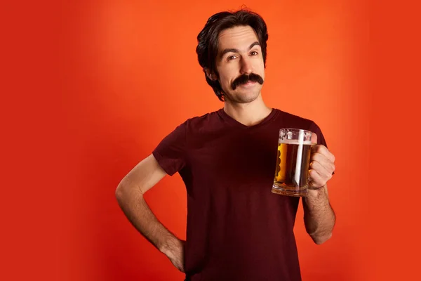 Portrait Man Moustache Smiling Posing Lager Beer Mug Isolated Red — Stock Photo, Image