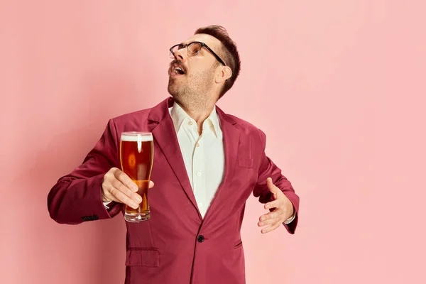 Portrait Stylish Emotive Man Suit Posing Glass Lager Beer Isolated — Stock Photo, Image