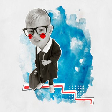 Çağdaş sanat kolajı. Küçük bir çocuk, büyük patron kılığındaki bir çocuk, başarılı adımlar atan bir iş adamı. Hırslar. İş kavramı, kariyer gelişimi, başarı, büyüme, motivasyon. Renkli tasarım