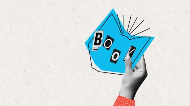 停止运动 女性的手拿着蓝色的书在灰色的背景上 自我发展 社区的概念 超现实主义 创意艺术品 — 图库视频影像