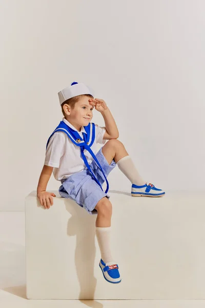 Portret Van Kleine Jongen Kind Beeld Van Zeeman Vest Poseren — Stockfoto