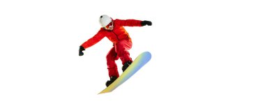 Aktif bir adamın portresi, snowboard 'a binen üniformalı bir snowboardcu beyaz stüdyo arka planında izole edilmiş. Pankart, broşür. Kış sporu, eylem, hareket, hobi, boş zaman kavramı