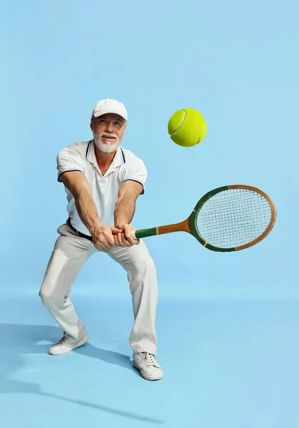 Serving Ball Portrait Handsome Senior Man Stylish White Outfit Playing —  Fotos de Stock
