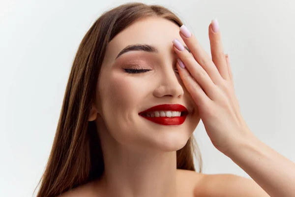 Young Beautiful Brunette Girl Red Lips Makeup Posing Grey Studio —  Fotos de Stock