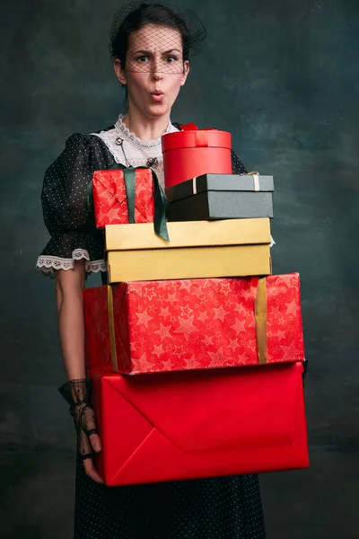 Present Boxes Young Beautiful Woman Image Anna Karenina Retro Black — Stock Photo, Image