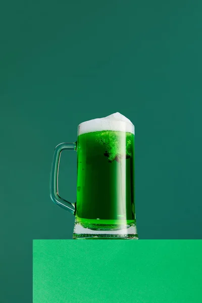 Anise Taste Mug Foamy Green Beer Isolated Green Background Degustation —  Fotos de Stock