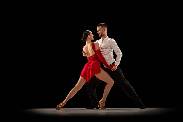 Beautiful Girl Handsome Man Professional Classical Dancers Dancing Tango Ballroom — Stock Photo, Image