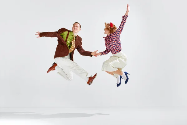 Jumping High Having Fun Young Man Woman Stylish Clothes Dancing — Stock Photo, Image