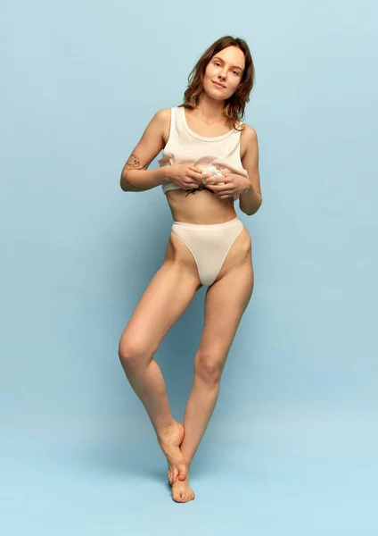 Full Length Image Slim Beautiful Young Girl Comfortable Homewear Posing — Stock Photo, Image