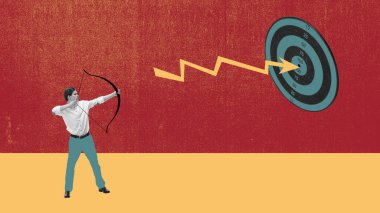 Genç bir erkek çalışanın okla hedefe girmesi kişisel ve profesyonel başarıyı ve gelişimi simgeliyor. Çağdaş sanat kolajı. Yaratıcı tasarım. İş kavramı, kazan