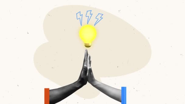 電球を引き渡すために手を握っている人々 アイデアを生み出す スタートアップ 動くなアニメーション 概念設計 ビジネス チームワーク キャリア開発の概念 広告のコピースペース — ストック動画