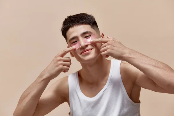 Portrait Handsome Young Asian Guy Taking Care Skin Applying Eye — Stock Photo, Image