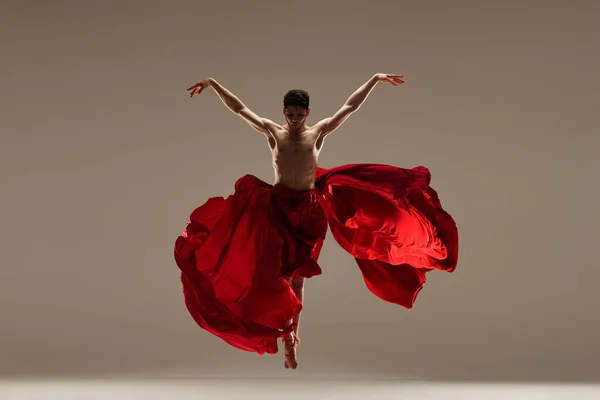 Butterfly Young Handsome Man Professional Ballet Dancer Performing Shirtless Red — Stock Photo, Image