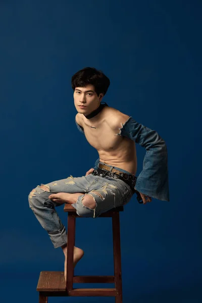 Portrait Young Korean Man Posing Shirtless Old Style Jeans Blue — Stock Photo, Image