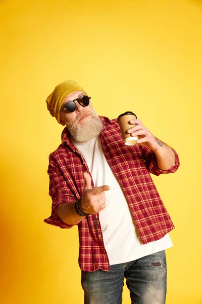 Portrait Mature Bearded Man Stylish Clothes Checkered Shirt Glasses Hat — Stock Photo, Image