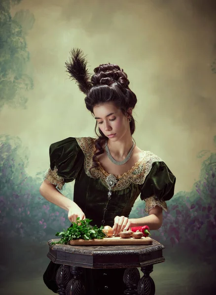 Portret Delikatnej Młodej Dziewczyny Elegancka Księżniczka Stylowej Średniowiecznej Sukni Gotowania — Zdjęcie stockowe
