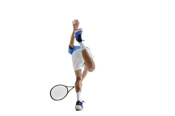 選手権 ゲーム中に動作中のプロの男性テニス選手 白の背景に隔離されたボールを提供一致します スポーツ アクティブライフスタイル ゲーム ダイナミクス 広告の概念 — ストック写真