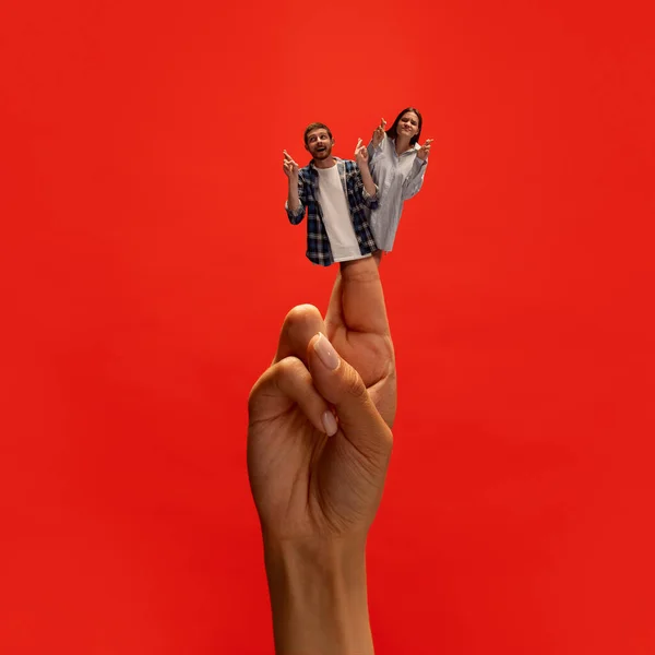 Collage Creativo Con Las Manos Hombre Mujer Cruzando Los Dedos —  Fotos de Stock