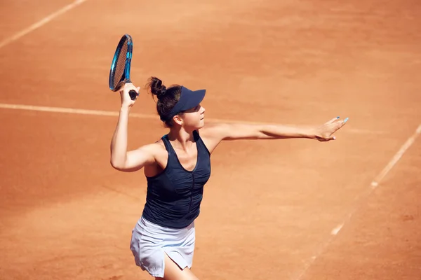 Yng Femme Sportive Entraînement Athlète Professionnel Jouer Tennis Plein Air — Photo