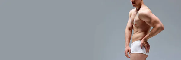 Обрезанное Изображение Мышечного Рельефного Здорового Мужского Тела Модель Позирующая Рубашки — стоковое фото