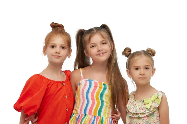 Belles Petites Filles Enfants Robes Colorées Posant Regardant Caméra Sur — Photo