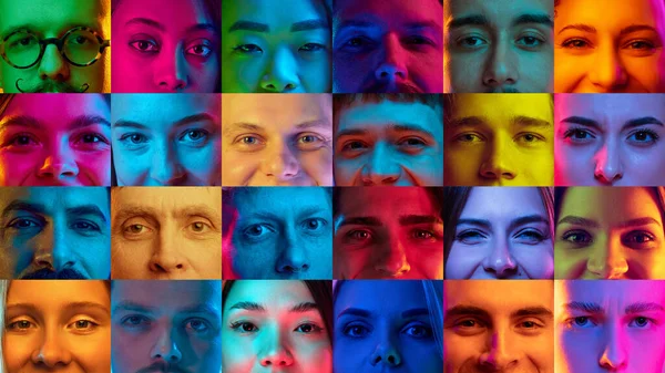 ネオンの光の中で多色の背景をカメラで見ている異なる人々 男性と女性のクローズアップ肖像で構成されたコラージュ 人間の感情 ライフスタイル 表情の概念 — ストック写真