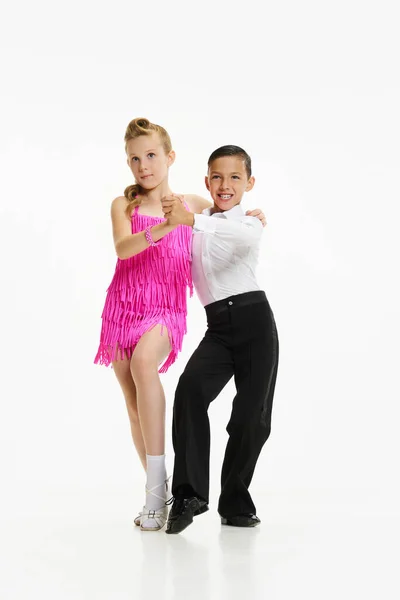 Schöne Stylische Kinder Die Vor Weißem Studiohintergrund Retro Stil Tanzen — Stockfoto