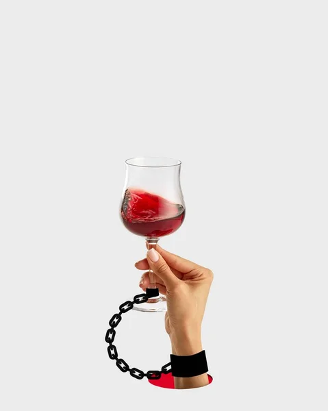 와인에 연결된 사슬을 개념적인 디자인입니다 알코올을 마시는 이상의 알코올 초현실주의의 — 스톡 사진
