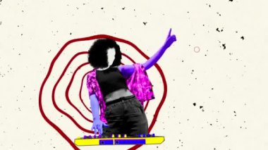 Artistik genç bir kadın, DJ 'lik yapıyor. Disko partisi, gece kulübü. Hareket etmeyi, animasyonu durdurun. Müzik, festival, ilham, sanat, eğlence, parti, olay ve yaşam tarzı kavramı
