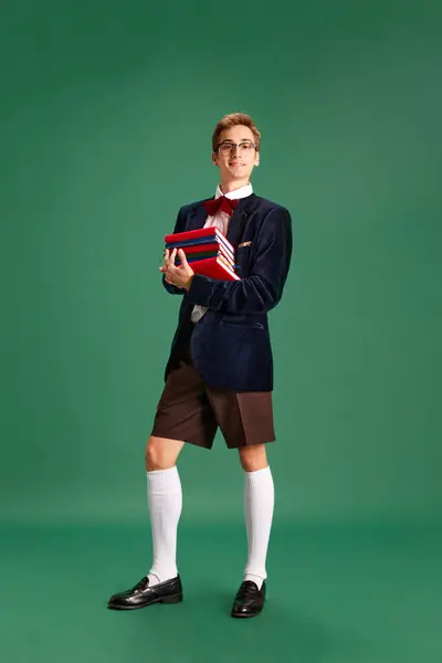 Portrait Complet Jeune Homme Élégant Étudiant Vêtements Élégants Debout Avec — Photo