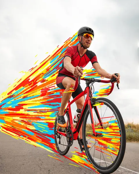 Dinamika Egy Férfi Sportruházatban Biciklivel Úton Gyorsulunk Kortárs Művészeti Kollázs — Stock Fotó
