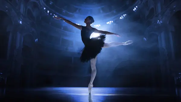 有才华的年轻女子 专业的芭蕾舞演员 在剧场舞台上表演 有聚光灯 古典舞蹈 艺术与优雅 舞蹈的概念 — 图库照片