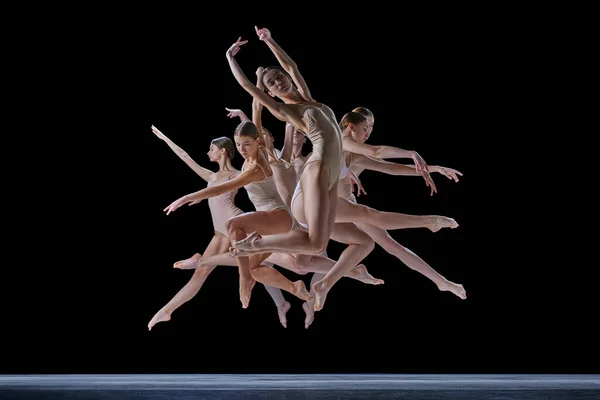 Dança Artística Expressiva Terreno Jovens Tendas Bailarinos Movimento Dançando Contra — Fotografia de Stock