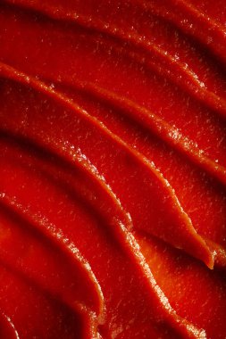 Taze, lezzetli, tuzlu ketçap. Ekstra yemek ve sos tadı katıyor. Yiyecek kavramı, sağlıklı beslenme, organik, ev yapımı ürünler.