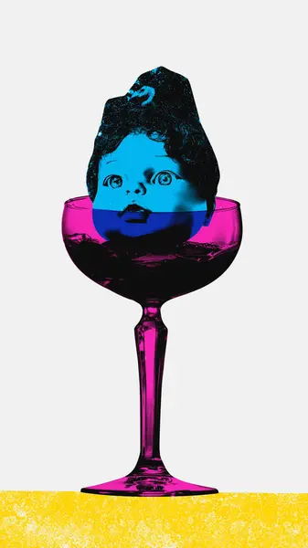 Vrouwelijke Pop Hoofd Duiken Glas Met Wijn Witte Achtergrond Hedendaagse — Stockfoto