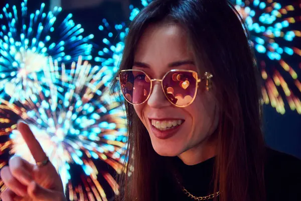 Beautiful Young Woman Sunglasses Looking Fireworks Lights Reflection Eyewear Holiday — Stock Photo, Image