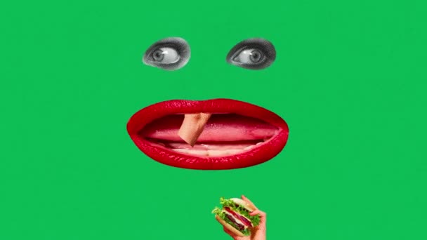 緑の背景の上にバーガーを食べる赤い口紅の広い開いた女性の口 ファストフード愛好家 アニメーションを停止する 食べ物 シュレアリズム 創造性の概念 ポップアートスタイル ポスター — ストック動画